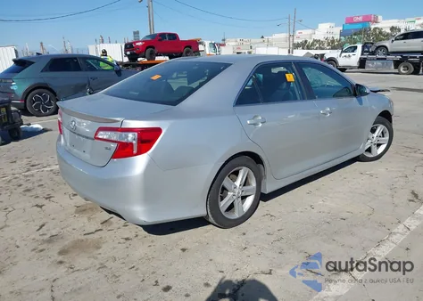 2012 Toyota Camry Se z USA, uszkodzony, nr VIN 4T1BF1FK3CU065441